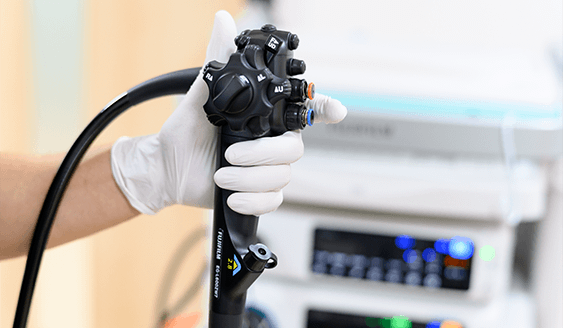 専門的な技術、最近の機器を使用した胃カメラ、大腸カメラ